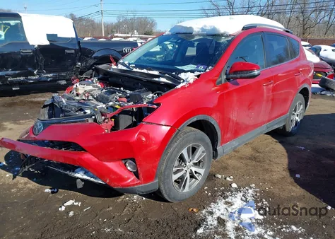 2017 Toyota Rav4 Xle из США, поврежденный, VIN JTMRFREV4HJ159186